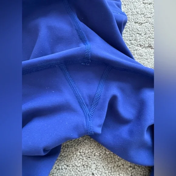 Lululemon Wunder Train with pockets - Picture 3 of 10